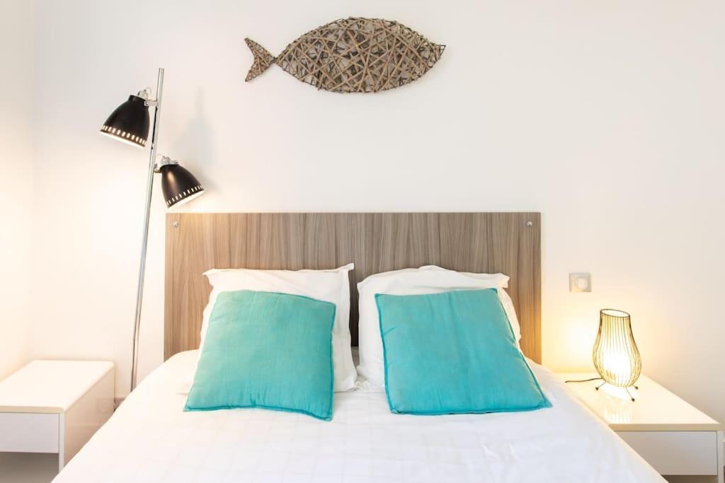 #40 Bright Sea View Suite For 6 2Mins Walk Port & Sea Villefranche-sur-Mer Exterior photo